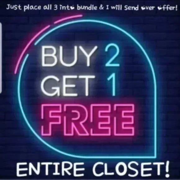 UGG Women's Faux Furr-ah Imported Flat Sandal - Picture 8 of 8